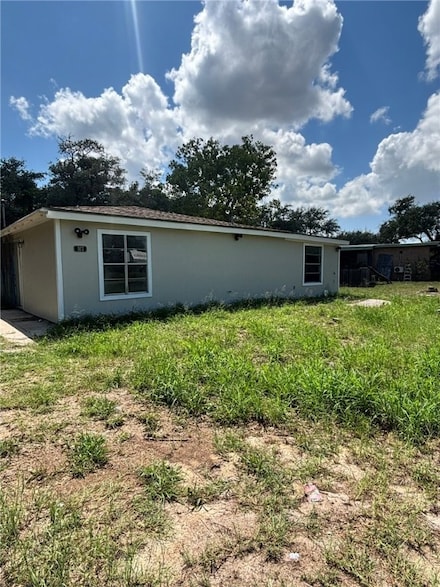 107 Huckleberry St, Rockport, TX 78382