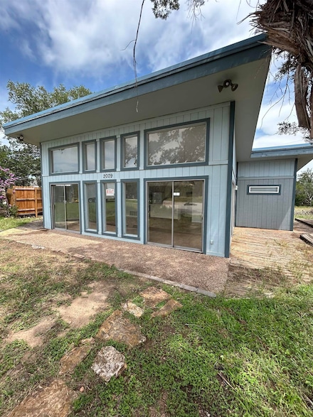2009 King Rd, Marble Falls, TX 78654