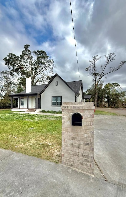 213 Fair St, Baxley, GA 31513