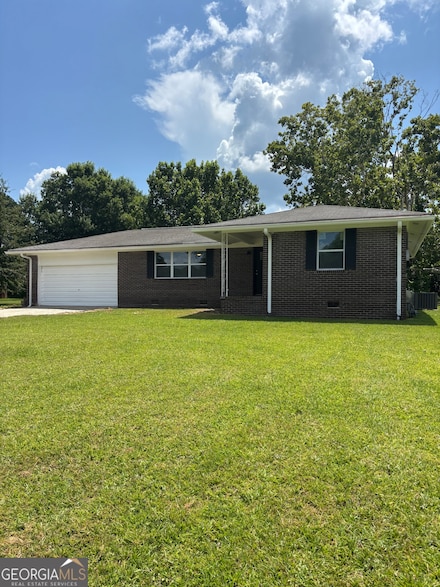 300 Deloris Dr, Fort Valley, GA 31030
