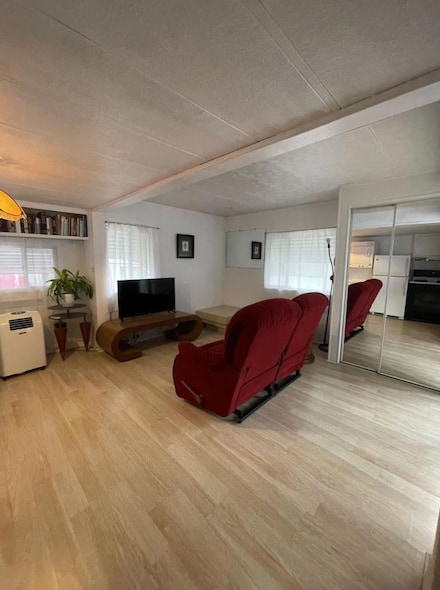 11250 Playa St Unit 43, Los Angeles, CA 90230