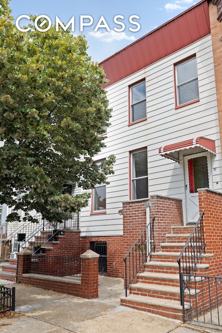 537 18th St, Brooklyn, NY 11215