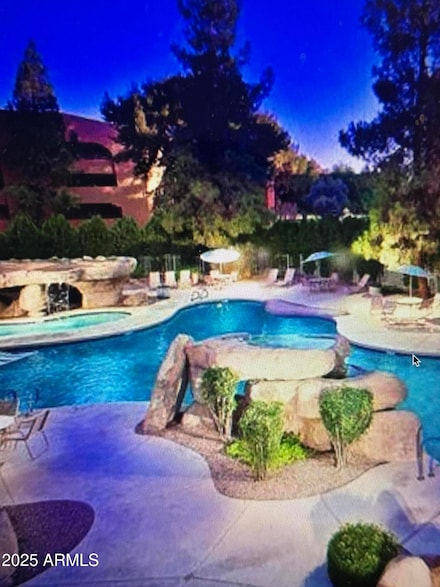 4303 E Cactus Rd Unit 319, Phoenix, AZ 85032
