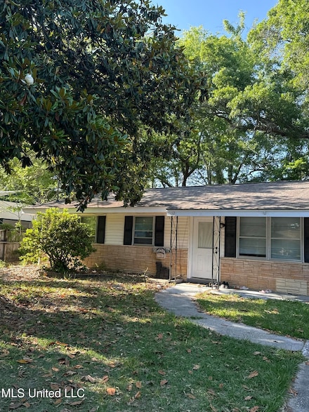 229 Woodland Cir, Ocean Springs, MS 39564
