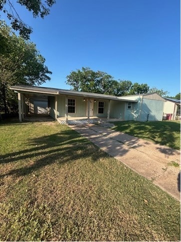 922 W 11th St, Freeport, TX 77541