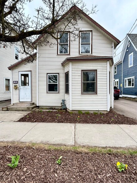 193 N Champlain St, Burlington, VT 05401