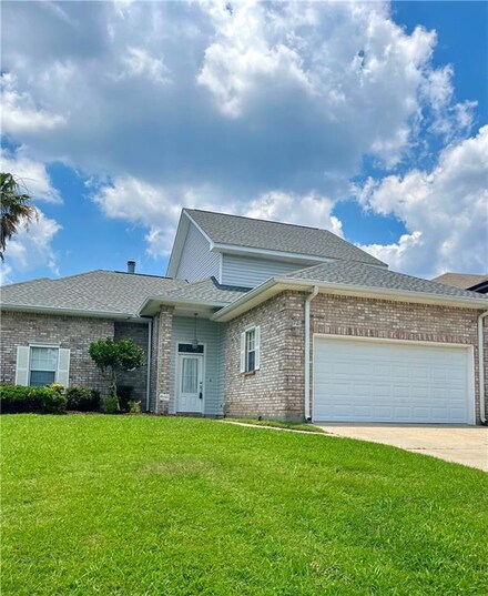120 Chimaera Ln, Slidell, LA 70458
