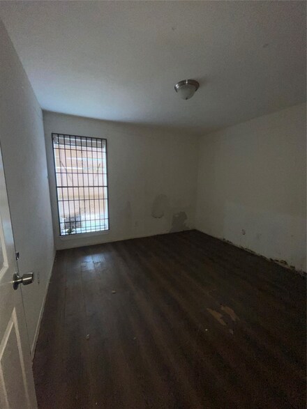 9350 Country Creek Dr Unit 56, Houston, TX 77036