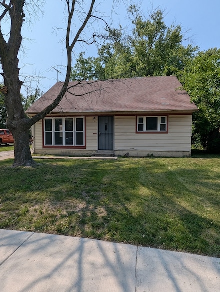 10 Apache St, Park Forest, IL 60466