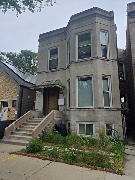 6339 S Eberhart Ave Unit 1, Chicago, IL 60637