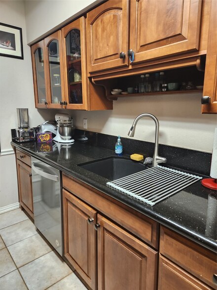 17431 Red Oak Dr Unit 7431, Houston, TX 77090
