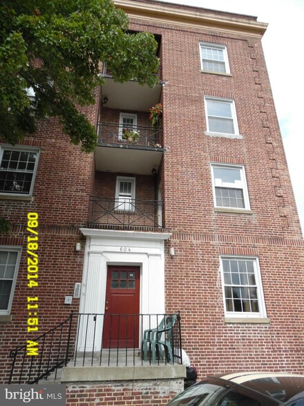 604 Whitelock St Unit 15, Baltimore, MD 21217