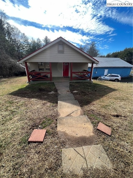 40 Mullin Hill Rd, Spruce Pine, NC 28777