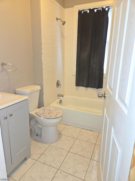 131 N 14th St, East Orange, NJ 07017
