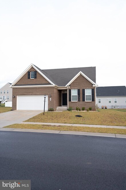 79 Triberg Dr, Charles Town, WV 25414