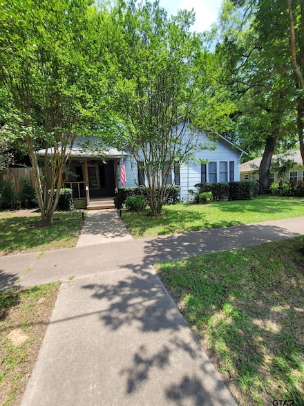 716 Sycamore St, Mineola, TX 75773
