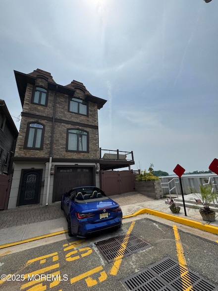 36 Beach St, Sea Bright, NJ 07760