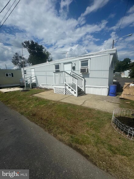 401 Richwood Ave, Gloucester City, NJ 08030