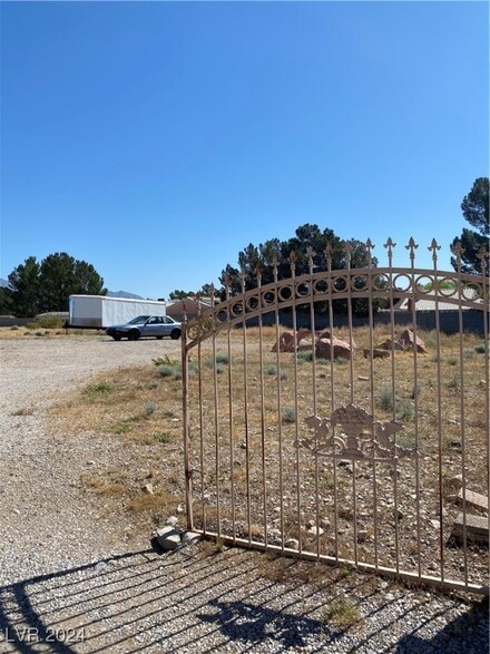 8978 W Washburn Rd, Las Vegas, NV 89149