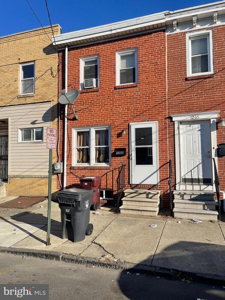 1203 Lobdell St, Wilmington, DE 19801