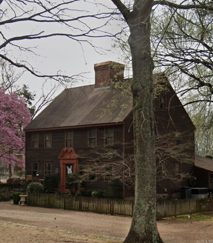59 Country Club Cir, Searcy, AR 72143