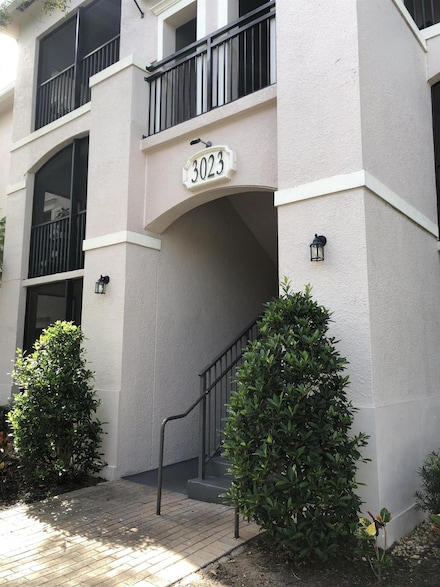 3023 Alcazar Place Unit 305, Palm Beach Gardens, FL 33410
