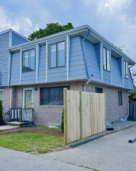 329 W Main St Unit 30, Hyannis, MA 02601