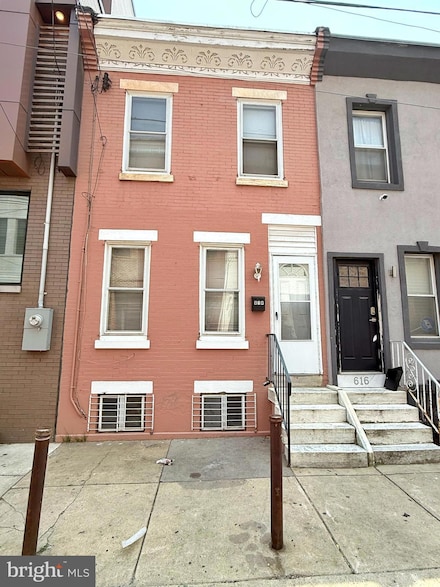 614 Mcclellan St, Philadelphia, PA 19148