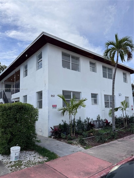 950 79th Terrace, Miami Beach, FL 33141