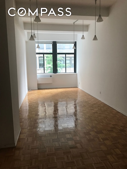 310 E 46th St Unit 4-T, New York, NY 10017