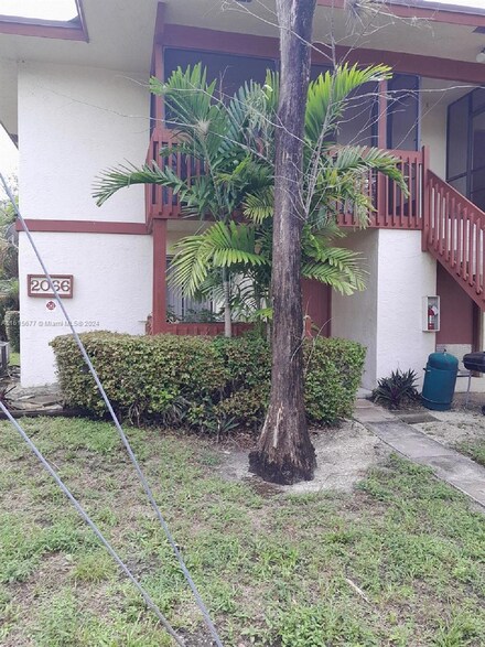 2066 NW 43rd Terrace Unit 325, Lauderhill, FL 33313
