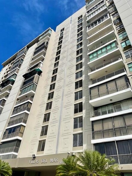 4735 Ave Isla Verde Unit 11, Carolina, PR 00979