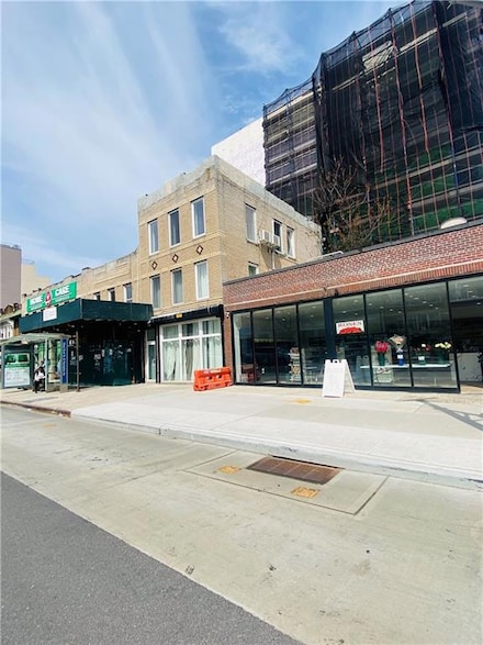 91 W End Ave, Brooklyn, NY 11235