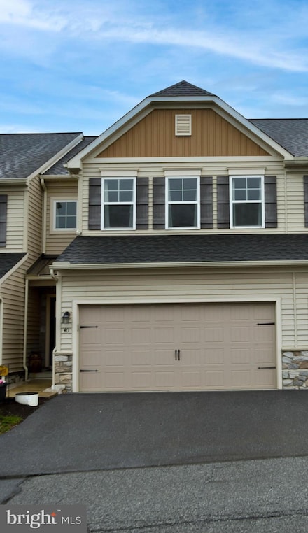 40 Wexford Ct, Morgantown, PA 19543