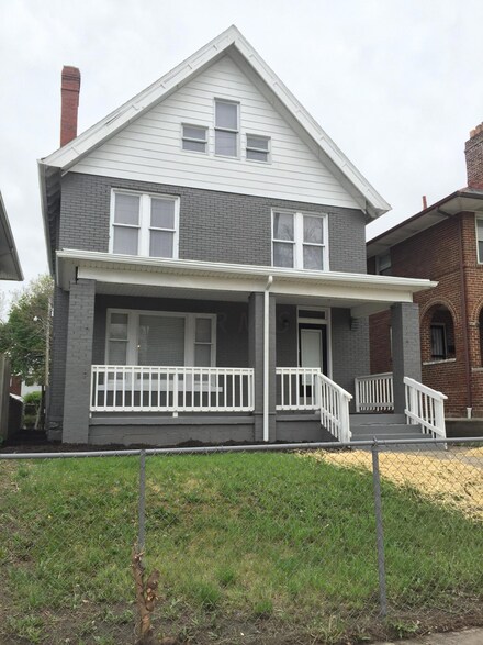 1389 E Long St, Columbus, OH 43203