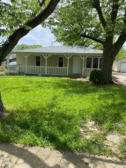 8845 Robey Dr, Indianapolis, IN 46234