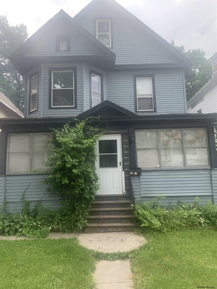 15 Delaware Terrace, Albany, NY 12209