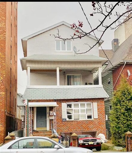 1551 E 14th St, Brooklyn, NY 11230