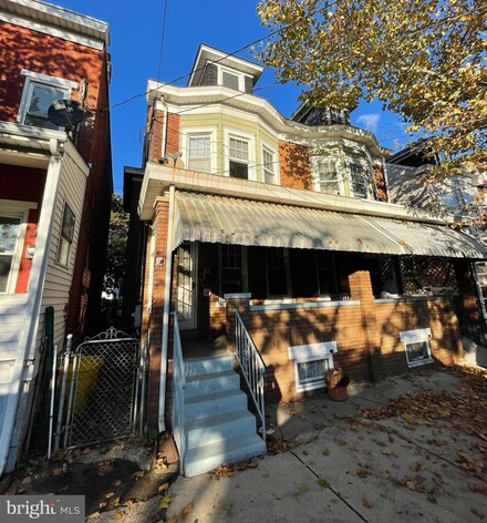 1038 Genesee St, Trenton, NJ 08610