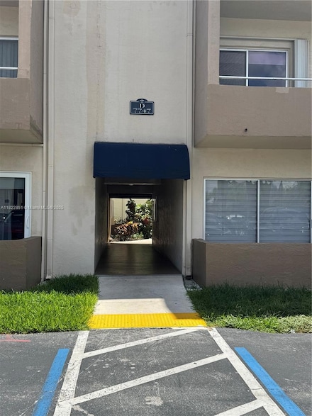 7747 SW 86th St Unit D-206, Miami, FL 33143
