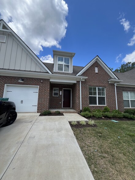7415 Fernvale Springs Way, Fairview, TN 37062