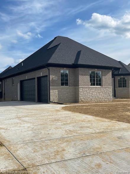 50860 Timberstone Dr, Macomb, MI 48042