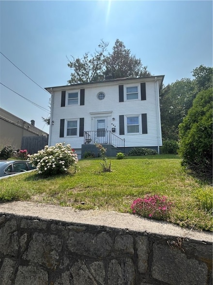 690 Killingly St, Johnston, RI 02919