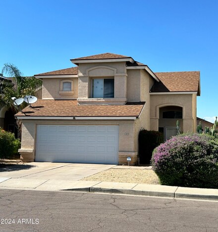 114 W Mohawk Dr, Phoenix, AZ 85027