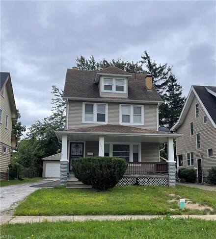 12702 Maplerow Ave, Garfield Heights, OH 44105