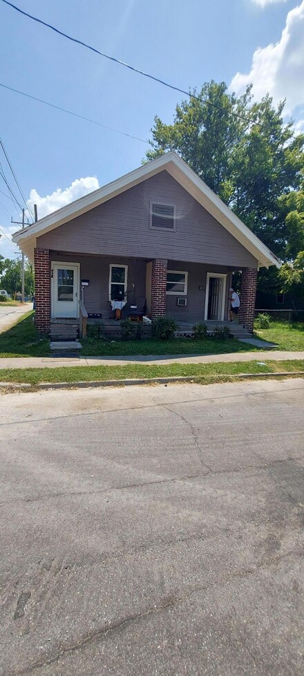 410 & 412 W 14th St, Joplin, MO 64803