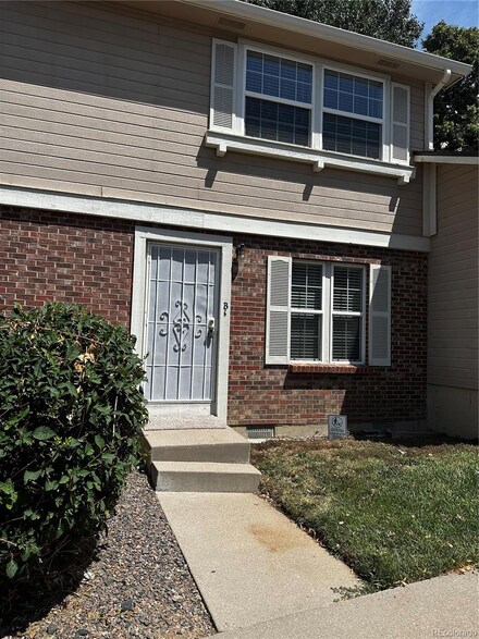 1505 S Ouray Cir Unit B, Aurora, CO 80017