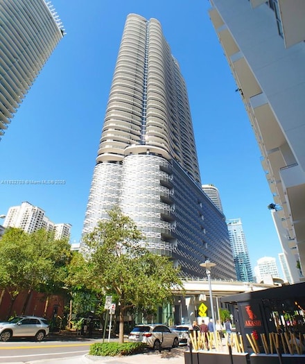 1000 Brickell Plaza Unit 3703, Miami, FL 33131