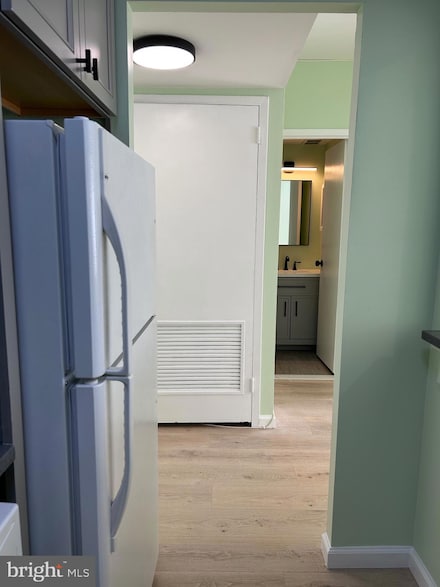 3100 S Manchester St Unit 113, Falls Church, VA 22044