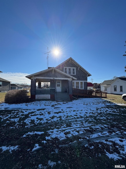 105 W High, London Mills, IL 61544